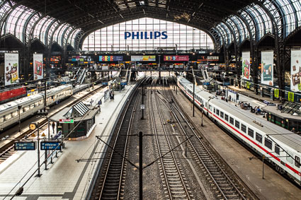 Station hall of Hamburg Hauptbahnhof (HBf)