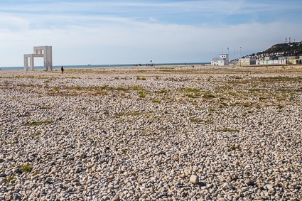 Sculpture on beach, Le Havre