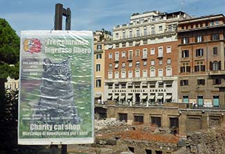 Torre Argentina Cat Sanctuary sign