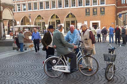 Piazza Duomo and McDonald's, Ferrara