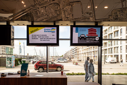 Zeebrugge Cruise Terminal interior