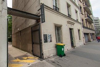 Zadkine Museum entrance, Paris