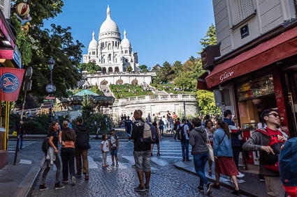 Rue Steinkerque and Basilica de Sacre-Coeuer, Paris