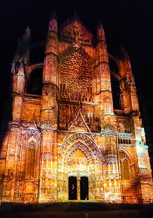 Cathédrale Saint-Pierre sound and light show