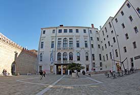 Ca' Foscari Renaissance facade