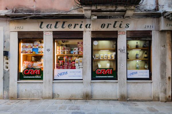 Crai supermarket in Cannaregio, Venice.